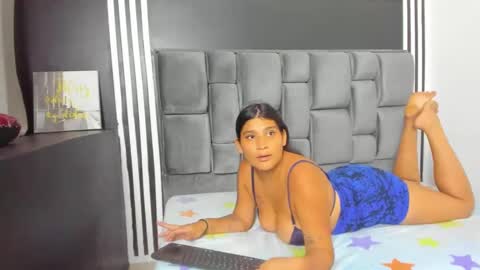 violetrouse__ online show from November 13, 3:37 pm