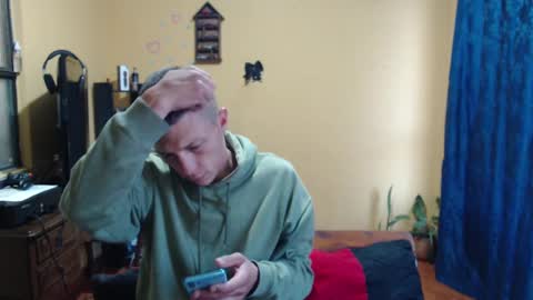 Violet777  online show from October 9, 10:54 am