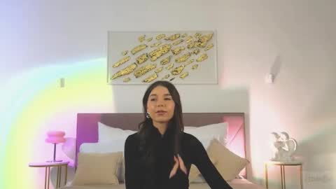 violetta_finch online show from February 1, 10:45 am