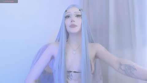 Violett online show from April 25, 7:32 am