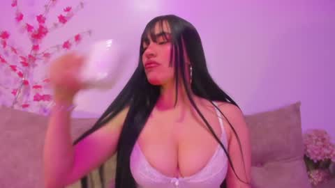 violette_laurent online show from July 22, 1:30 am