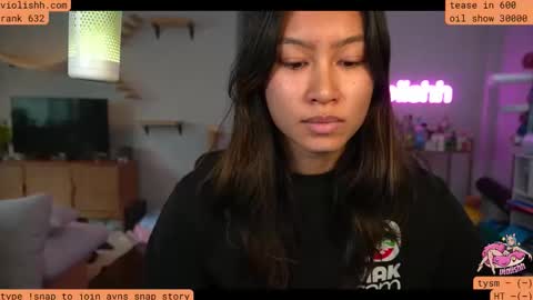 follow me on twitter violishh and ig violishh  online show from November 20, 8:50 pm