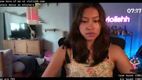 follow me on twitter violishh and ig violishh  online show from June 20, 8:59 pm