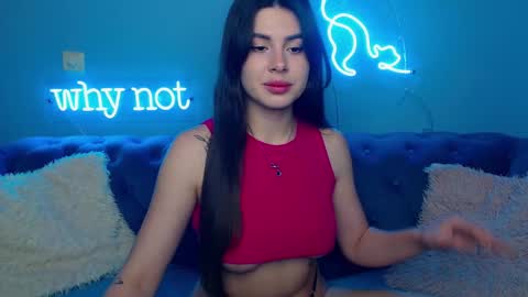 viollinalv online show from February 1, 5:48 am