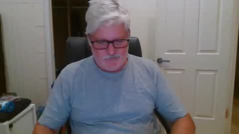 viper654321 online show from November 3, 7:42 am