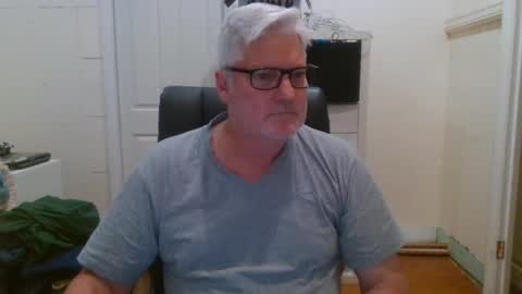 Snapshot of viper654321 chatting on February 12, 7:13 am viper654321 online show from February 12, 7:13 am