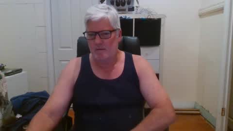 Snapshot of viper654321 chatting on January 18, 8:10 am viper654321 online show from January 18, 8:10 am