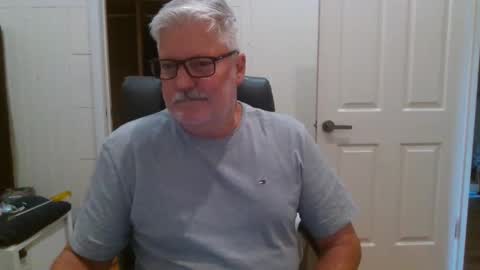 Snapshot of viper654321 chatting on September 13, 6:16 am viper654321 online show from September 13, 6:16 am