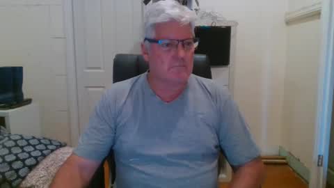 Snapshot of viper654321 chatting on January 6, 7:52 am viper654321 online show from January 6, 7:52 am