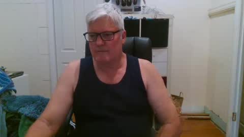 Snapshot of viper654321 chatting on February 28, 8:09 am viper654321 online show from February 28, 8:09 am