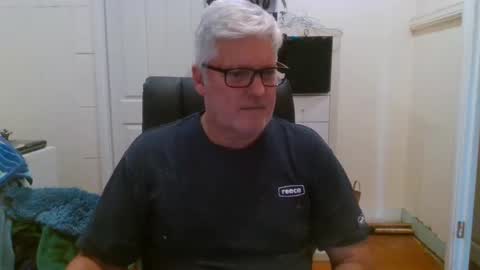 Snapshot of viper654321 chatting on March 3, 7:43 am viper654321 online show from March 3, 7:43 am