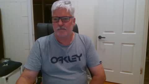 Snapshot of viper654321 chatting on September 21, 7:45 am viper654321 online show from September 21, 7:45 am