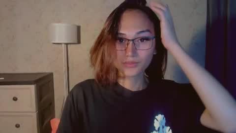 Pearl online show from January 17, 6:39 pm