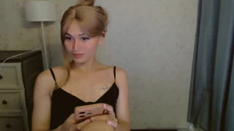 Pearl online show from July 2, 3:23 am