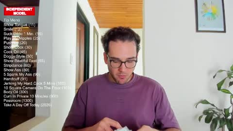 Vito Ferrer online show from April 15, 3:26 pm