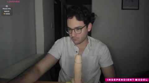 Vito Ferrer online show from February 27, 11:41 pm