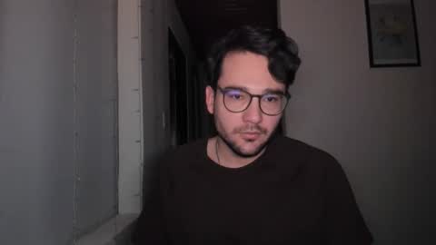 Vito Ferrer online show from February 8, 10:30 am