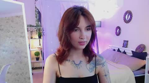 VittoriaNix online show from June 7, 6:24 pm