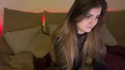 vivalenti_kiss online show from December 4, 12:27 pm