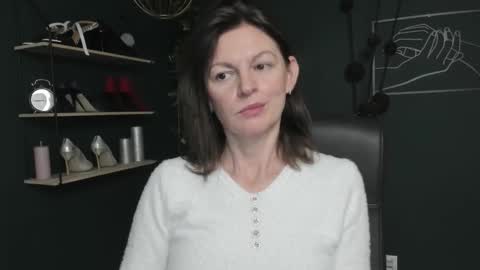 Snapshot of vivian_dream chatting on October 17, 6:50 am Vivian online show from October 17, 6:50 am