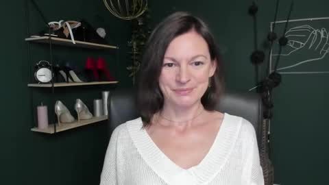 Snapshot of vivian_dream chatting on September 24, 8:43 am Vivian online show from September 24, 8:43 am