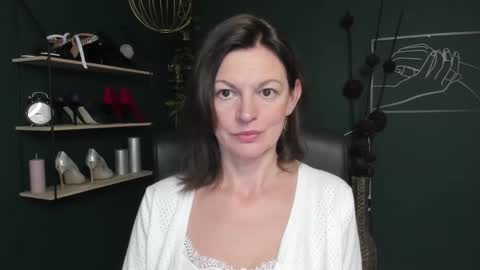 Snapshot of vivian_dream chatting on September 29, 6:45 am Vivian online show from September 29, 6:45 am