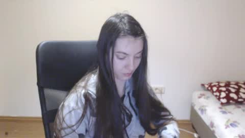 Vivian Gray online show from January 12, 7:42 pm