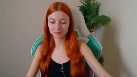 Vivien online show from March 2, 6:58 pm