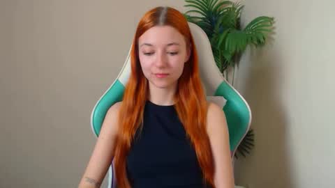 Vivien online show from March 30, 6:41 pm