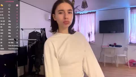 Vivi online show from January 13, 10:12 am