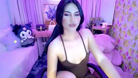 vixenluscious online show from December 3, 5:52 am