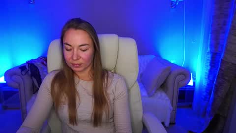 Ur Lady online show from November 4, 9:05 pm