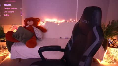 Ur Lady online show from February 15, 9:02 pm