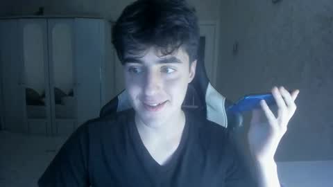 Snapshot of vlad1605 chatting on October 20, 1:16 pm Martin online show from October 20, 1:16 pm