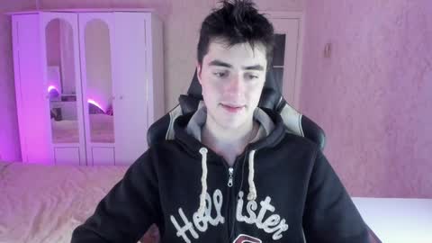 Snapshot of vlad1605 chatting on January 4, 7:23 pm Martin online show from January 4, 7:23 pm