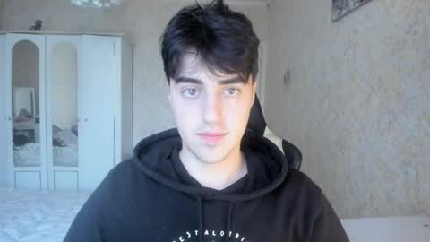 Snapshot of vlad1605 chatting on October 9, 11:37 am Martin online show from October 9, 11:37 am