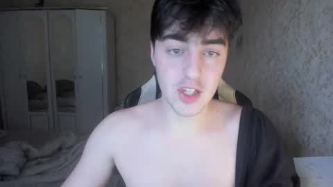 Snapshot of vlad1605 chatting on October 16, 12:27 pm Martin online show from October 16, 12:27 pm