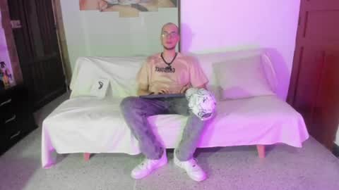 Vlad online show from April 16, 3:28 am