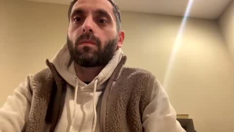 vnast010 online show from December 18, 8:31 am