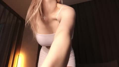 Nana online show from February 5, 4:38 am