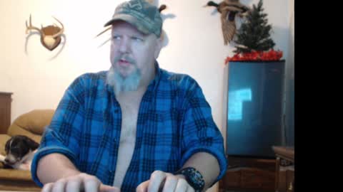 Snapshot of walkingbird chatting on December 21, 9:36 pm walkingbird online show from December 21, 9:36 pm