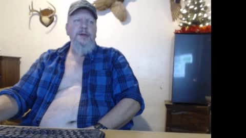 Snapshot of walkingbird chatting on December 13, 10:55 pm walkingbird online show from December 13, 10:55 pm