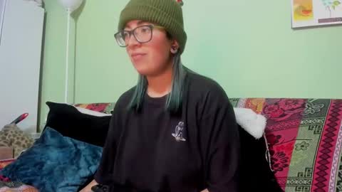 Waningrose  Lu online show from February 11, 3:40 pm