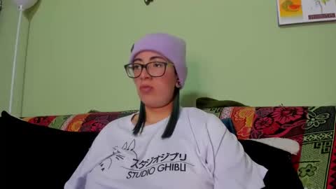 Waningrose  Lu online show from February 12, 4:22 pm