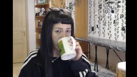 Mina online show from November 17, 8:22 pm