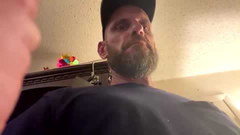 Snapshot of waynedangle chatting on October 29, 8:20 pm Mike Hunt online show from October 29, 8:20 pm