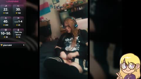 Snapshot of waysoft23 chatting on February 11, 9:46 pm Ash online show from February 11, 9:46 pm