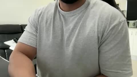 Weapon X online show from October 26, 8:41 pm