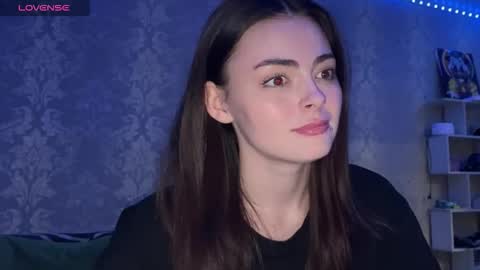 Alice online show from April 3, 5:42 pm