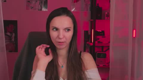 wednesday_evans online show from March 6, 5:06 am